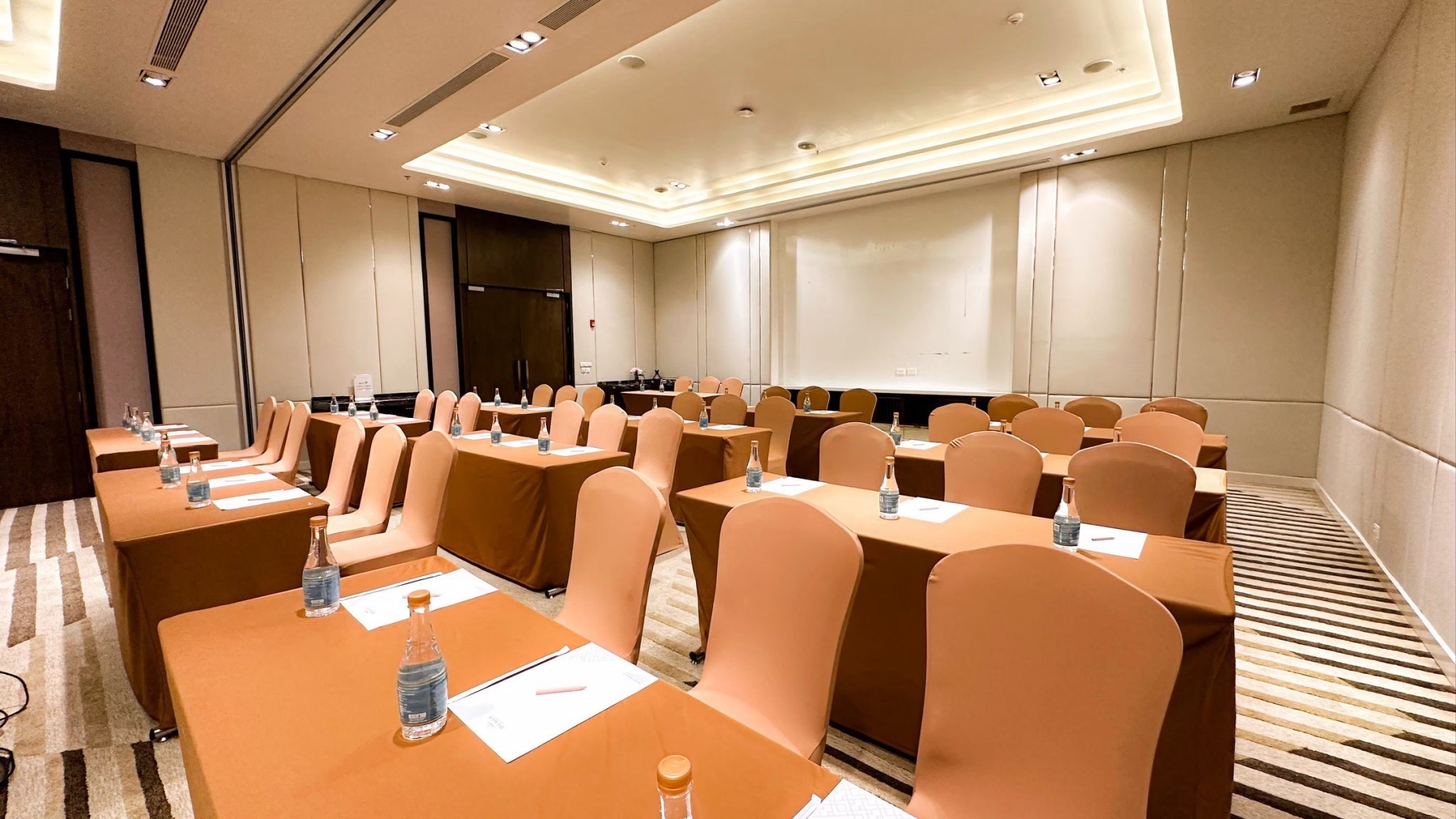 LINE_ALBUM_Pikul_250704_8