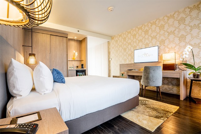 ดีวาลักซ์ จากุซซี่ สวีท - Image 3